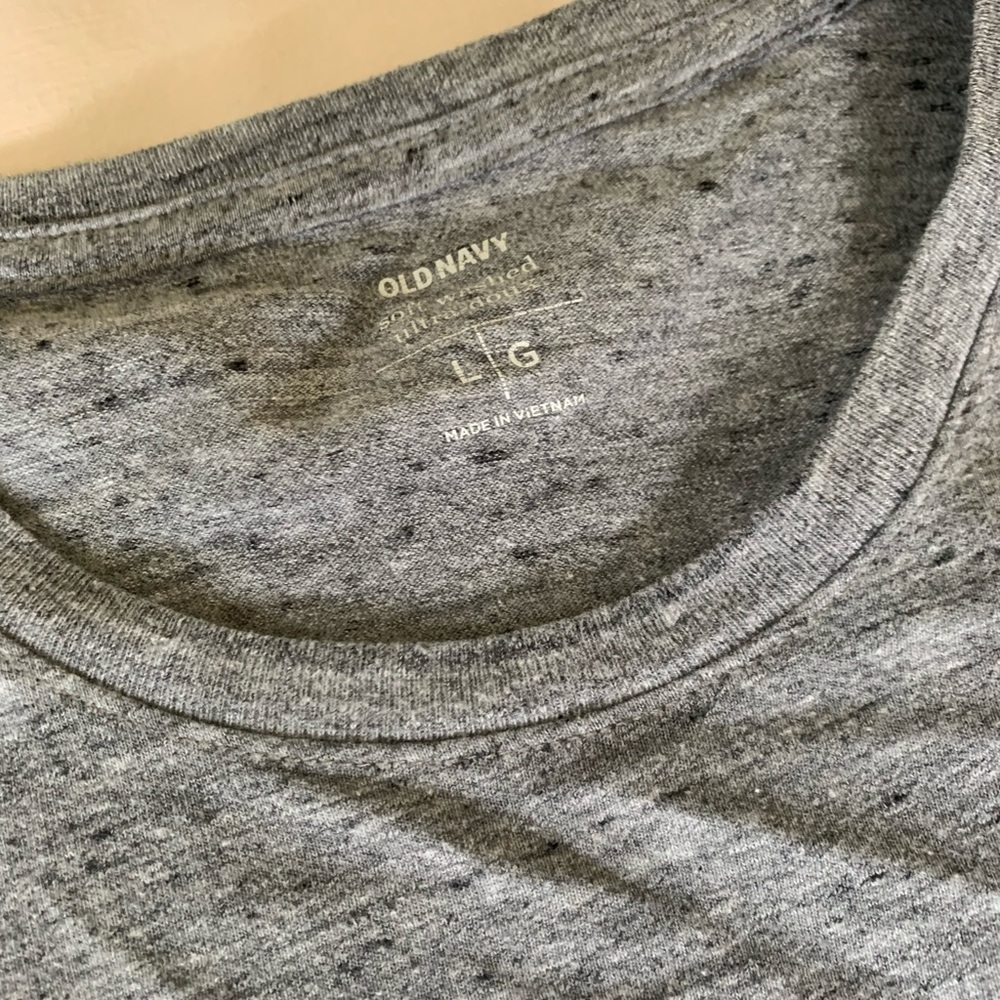 Never Worn Mens Old Navy Soft- Washed Long Tee